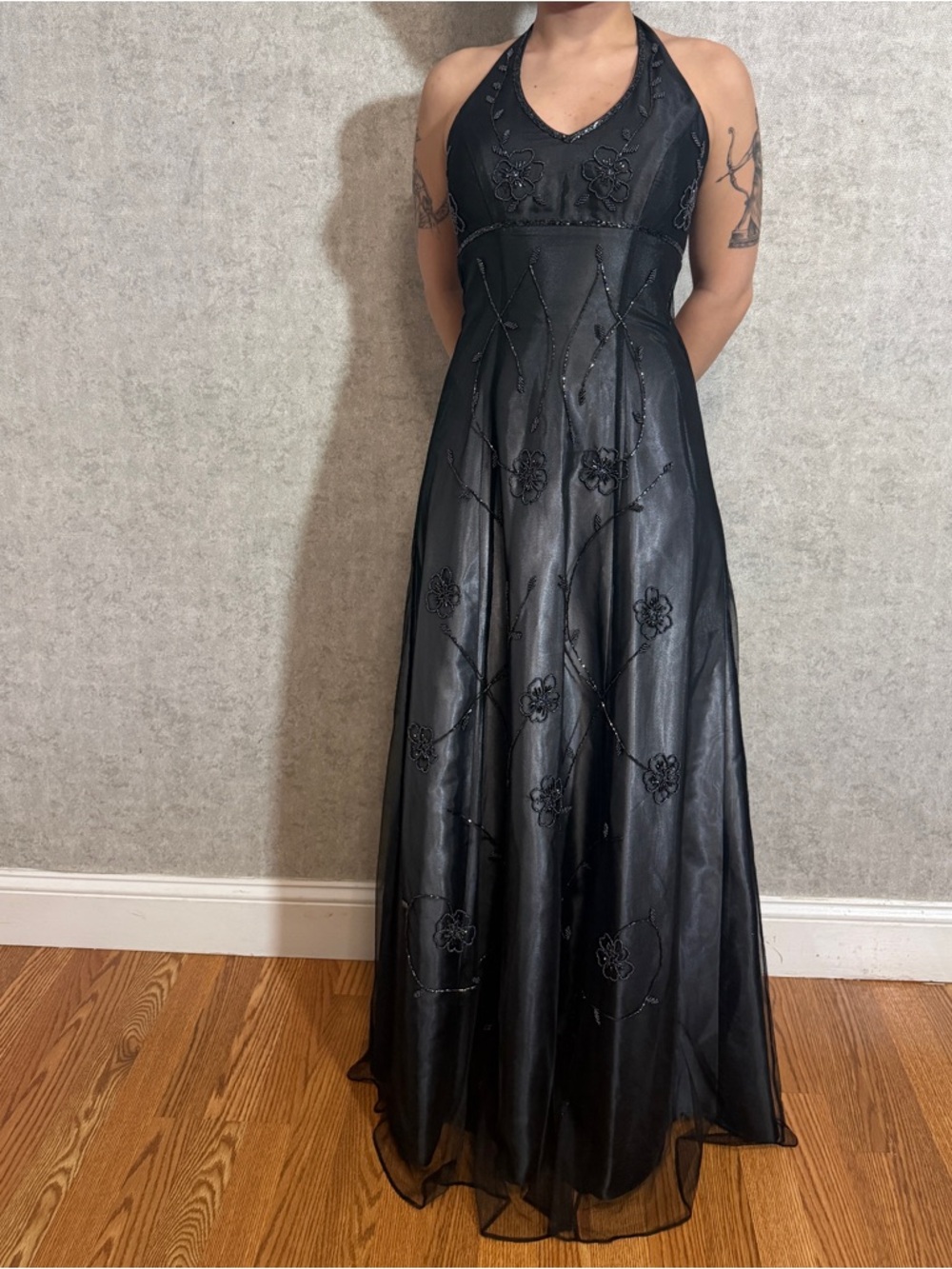 Vintage Cache Beaded Halter Neck Evening Dress with beaded details - Picture 11 of 11